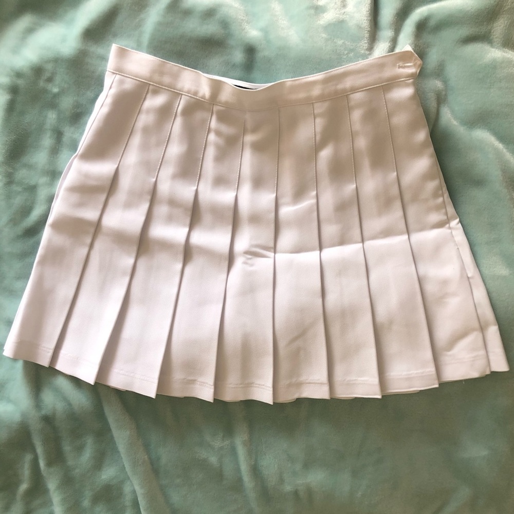 American Apparel Tennis Skirt (White)